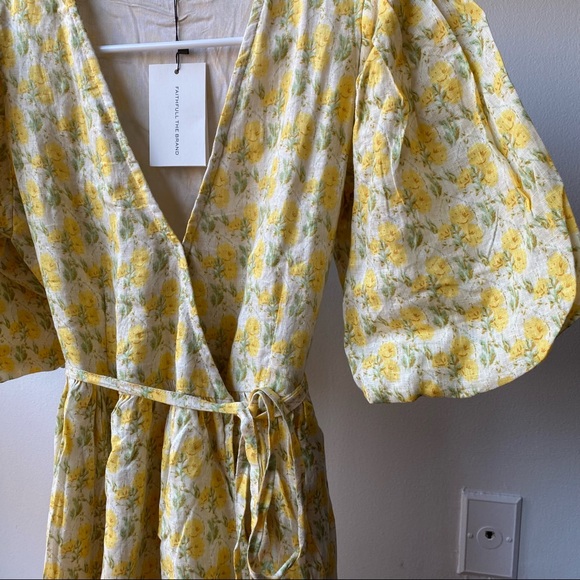 Faithfull the Brand Thulla Floral Print Linen Wrap Midi Dress - Picture 5 of 9